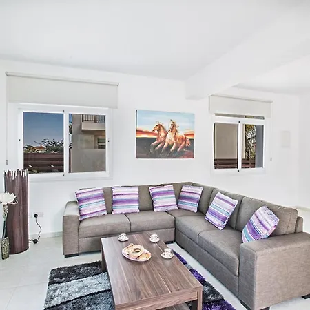 Βίλα Three Bedrooms 1273 Πρωταράς